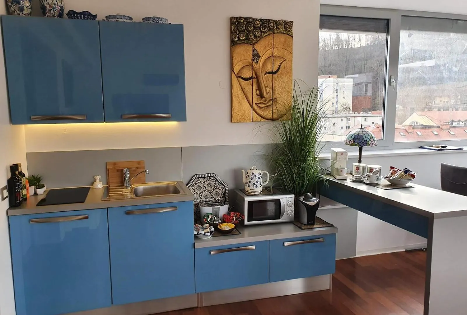 Riverside Loft - Castle View & Free Parking & Terrace Λιουμπλιάνα